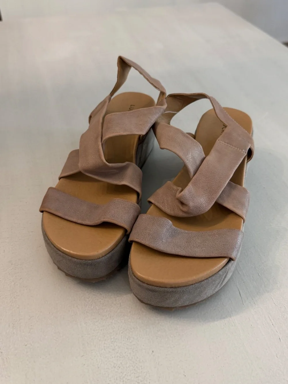 Lucky Brand Women's Taupe/Brown Faux Leather Strappy Slip-On Wedge Sandals GUC